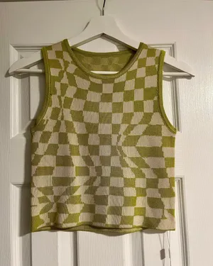 Amazon Cropped Tank  thumbnail 1