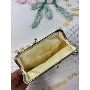 Vintage Style Butterfly‎ Floral Kiss Lock Frame Bag Cream Crossbody Chain Strap thumbnail 5