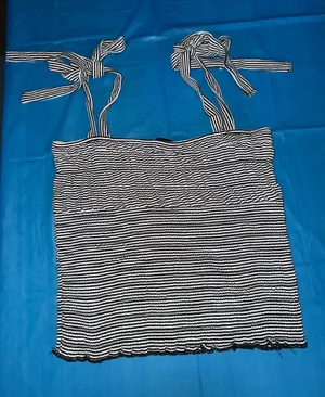 Crop Top Forever 21 thumbnail 1