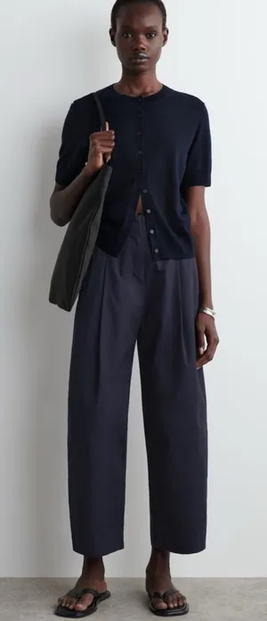 COS Pleated Barrel Leg Chinos in Navy Women’s Size‎ 2 thumbnail 1