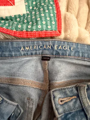 American Eagle Ripped Straight Leg Jeans Mom thumbnail 2