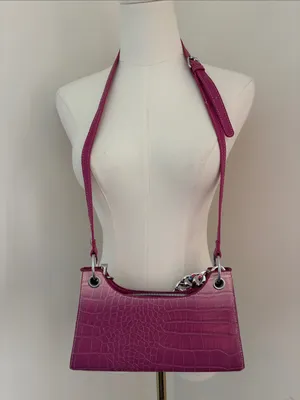 Croc-Embossed Pink Shoulder Bag with Silver Chain Accent thumbnail 2