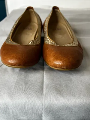 Stuart Weitzman Tan Brown Leather Ballet Flats with Crystal Trim Size 8.5 thumbnail 5