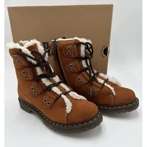 Dr. Martens Women's 1460 Ghille Boots Size 7 New In Box $180 MSRP thumbnail 1