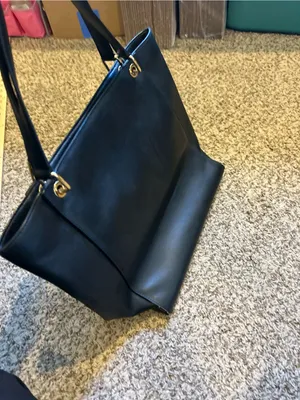 Lauren Ralph Lauren black pebbled leather oversized shoulder bag old money chic thumbnail 9