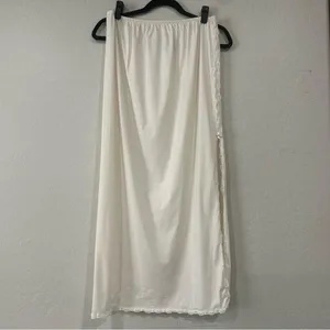 Vintage 70s 80s Vanity Fair Half Slip Medium Beige Lace Trim Side Slit 36" thumbnail 2