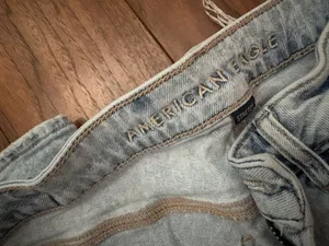American Eagle Super High-Rise Wide-Leg Baggy Jeans Size 4 Short thumbnail 4