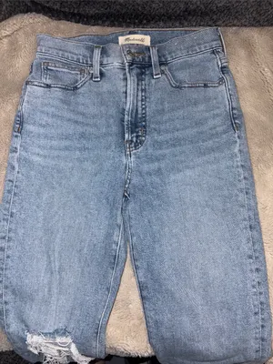 Madewell The Perfect Vintage Distressed Jean, Size 25 thumbnail 2