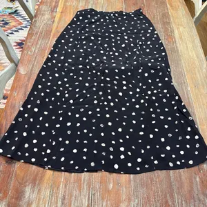 Wilfred Black and Off White Polka Dot Maxi Skirt Size 8 thumbnail 9