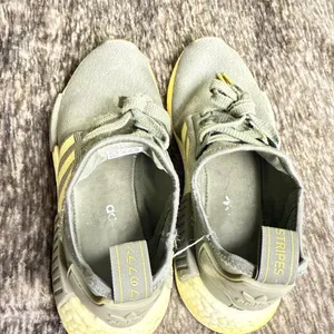 Womens Adidas NMD R1 Legacy Olive Green Athletic Shoes Sneakers Size 7.5 thumbnail 4
