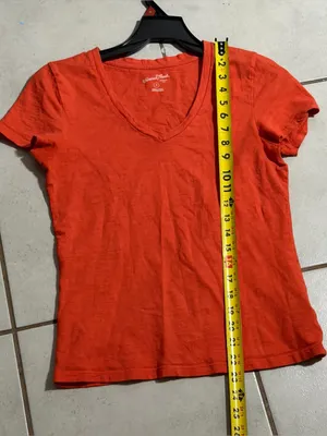 Universal Thread Women Short Sleeve V-Neck Tee Orange size XS thumbnail 6