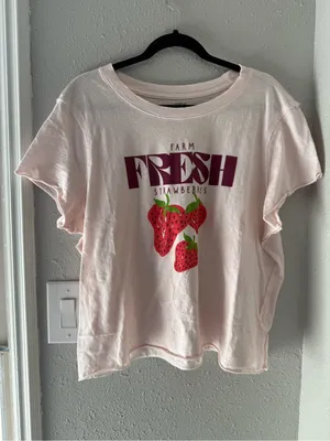 NWOT Maeve Light Pink 'Fresh Strawberries' Graphic Tee thumbnail 5