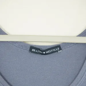 Brandy Melville St. Barth Sail Club Tank Top Blue Anchor Graphic Crop Tank thumbnail 3