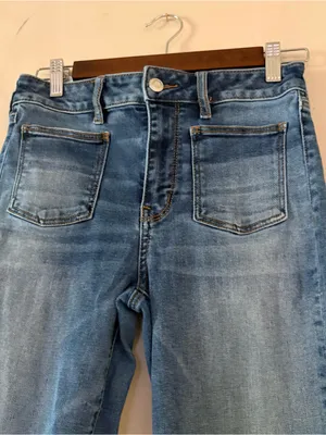 American Eagle Hi-Rise Crop Flare Jeans Medium Wash Size 6 Long thumbnail 2