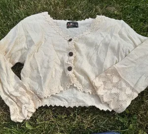 VTG Crochet Heart Blouse thumbnail 1