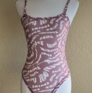 SKIMS Summer Mesh Bodysuit Lilac Swirl Size Small NWT thumbnail 4