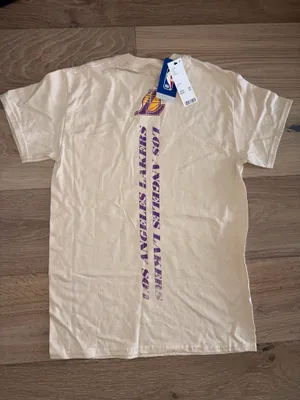 brand new lakers tee small with tags urban outfitters thumbnail 2
