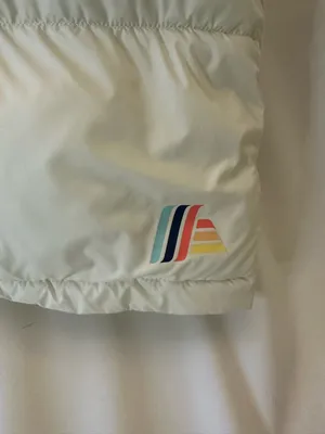 Cream Puffer Vest with Rainbow Accent White Size XL thumbnail 2