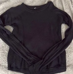 Lululemon Black Long Sleeve Sweater thumbnail 1
