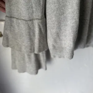 J Crew Mercantile Sweater Womens XL Gray Ruffle Sleeve Pullover Coquette‎ Preppy thumbnail 4