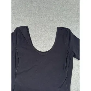 Lululemon Women's Align Tee Black Slim Fit Cropped Length Nulu Size 4 thumbnail 2