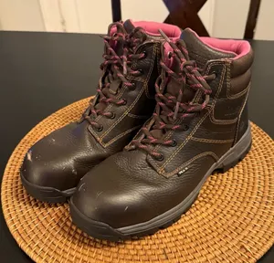 Wolverine Women's Brown‎ Leather Boots with Pink Accents composite toe size 9 thumbnail 1