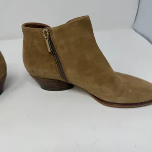 Franco Sarto Shellson Ankle Boot Tan Suede Pointed Toe Women 7M Size 7 thumbnail 4