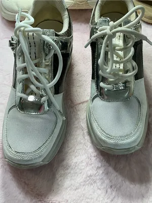 DKNY White and Silver Platform Lace-Up Sneakers b121 thumbnail 7