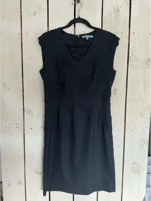 ANTONIO MELANI Classic Navy Blue Sleeveless V-Neck Dress thumbnail 7