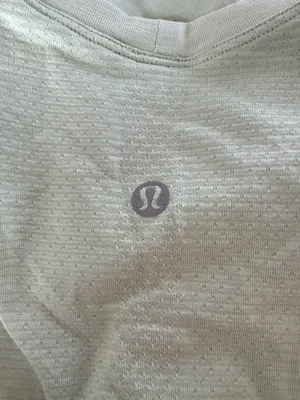 Lululemon Swiftly Tech Short Sleeve thumbnail 3
