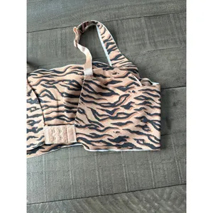 Steve Madden Women's Animal‎ Print Padded Bra Size Large thumbnail 7