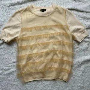 J. Crew Wool Blend Coquette Ruffle Short Sleeve Pale Yellow Sweater Size Medium thumbnail 4
