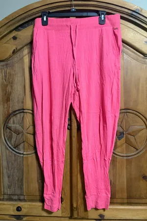 VS Pink loungewear sweatpants #loungewear thumbnail 1