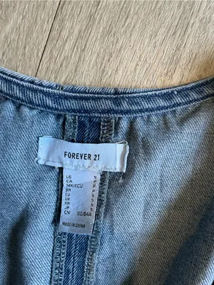 Forever 21 Blue Denim Studded V-Neck Crop Vest thumbnail 2