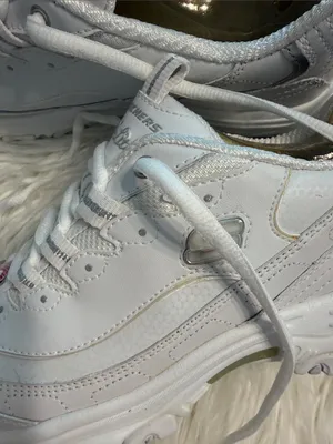 Skechers Classic Women's White Platform Sneakers size 9 brand new thumbnail 2