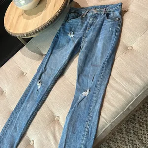 Levis Classic Blue Denim Distressed Jeans Size 28 thumbnail 3