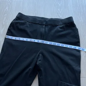 Chicos Pants Womens Size 1 Medium Black thumbnail 7