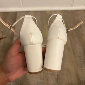 Lulus white block heels thumbnail 3