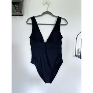 NEW Quince Black Italian Plunge One-Piece Swimsuit Size Large thumbnail 3