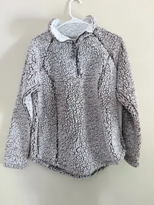 Sherpa Pullover  thumbnail 1