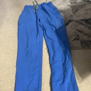 Figs‎ xs blue pants thumbnail 5