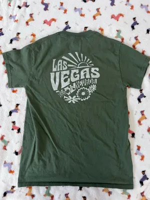 Gildan Las Vegas Green Shirt thumbnail 2