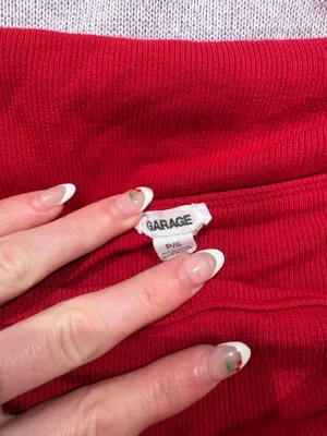 Red Off-The-Shoulder Garage Top thumbnail 5