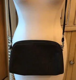 Plain shoulder bag Black thumbnail 1