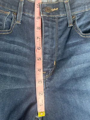 Levi's Jeans Women's Size 31 Slimming Bootcut High Rise Jeans Stretch thumbnail 10