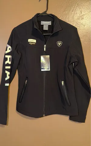 Ariat Softshell Jacket Women’s thumbnail 1