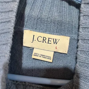 JCrew 100% Lambswools Light Blue Crew Neck Sweater Size Large thumbnail 2
