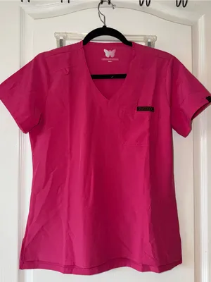 Monarch hot pink scrub set thumbnail 3