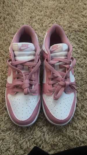 Pink Panda Nike Dunk thumbnail 3