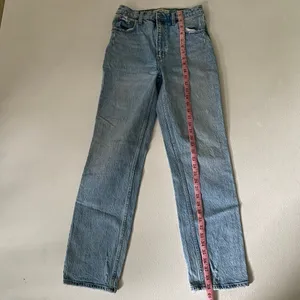 Abercrombie & Fitch 90s Straight Jeans 27/4 Ultra High Rise Light Wash thumbnail 6